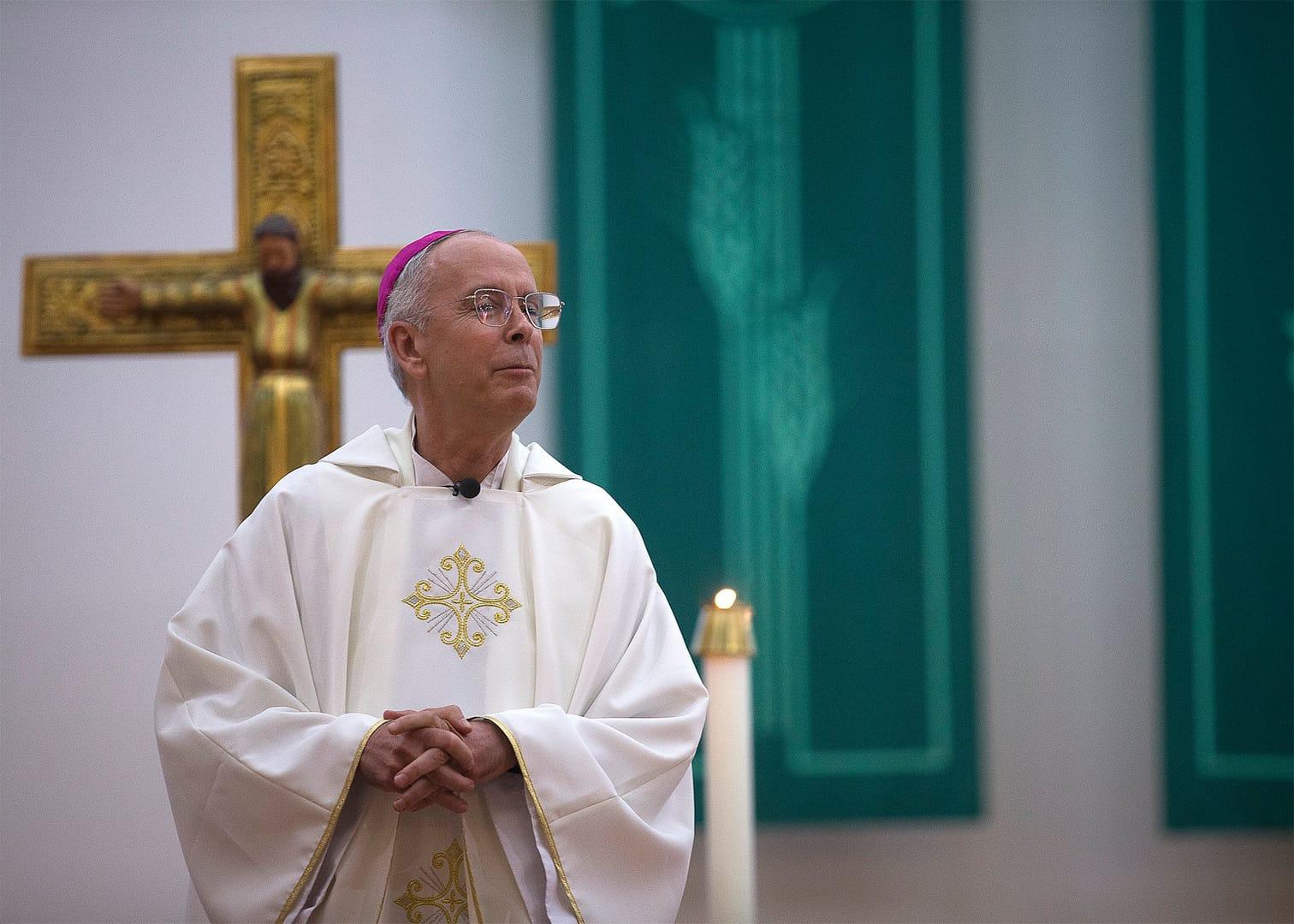 At border Mass above the Rio Grande, migrants who died are remembered