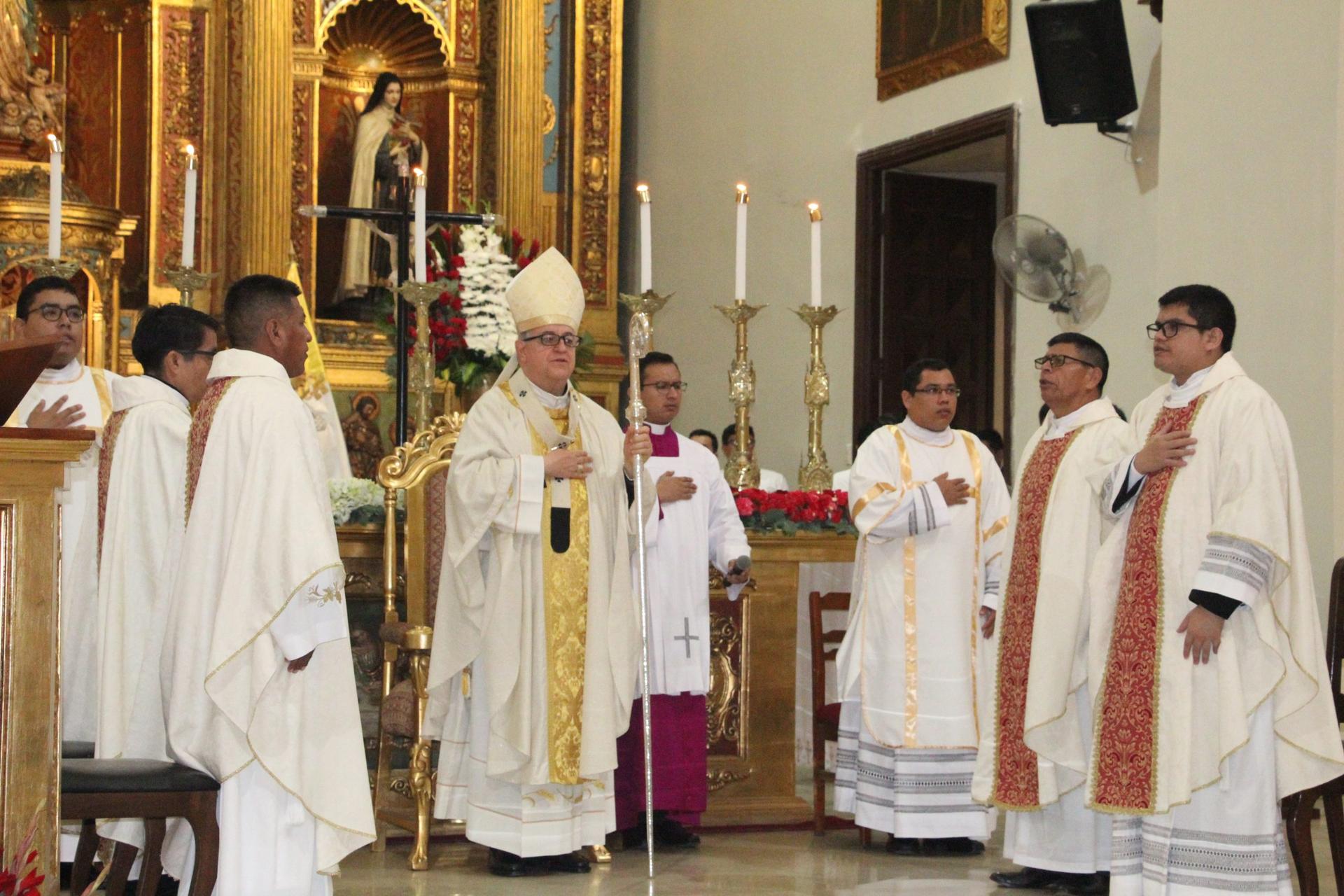 Vatican investigators meet Peru prelate accused of land trafficking