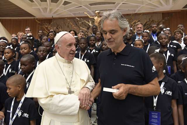 Haitian children, Andrea Bocelli sing for Pope Francis