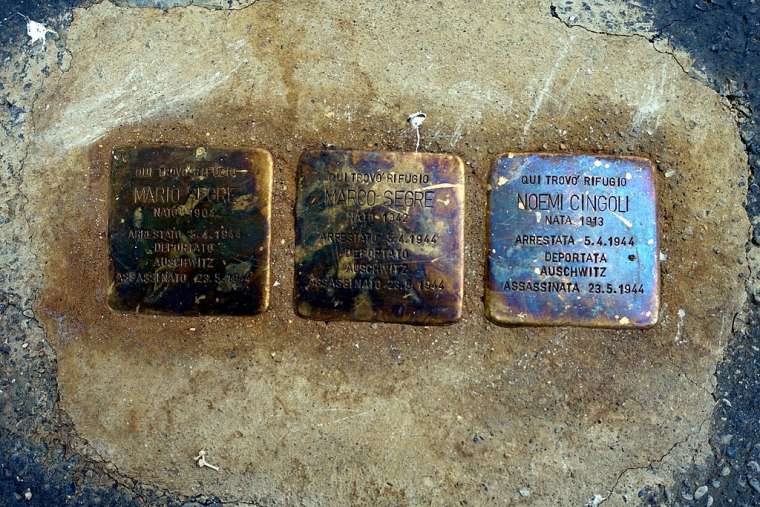 Cobblestones honoring Holocaust victims stolen in Rome